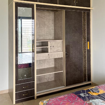 Transforming Spaces: How Shree Balaji Wardrobes Solve Savita’s Storage Dilemma