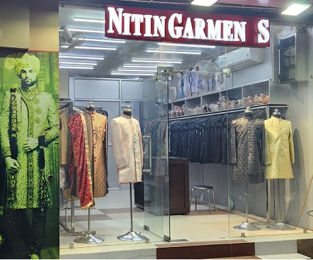 Best Clothing Store in Lal Darwaja Ghazipur