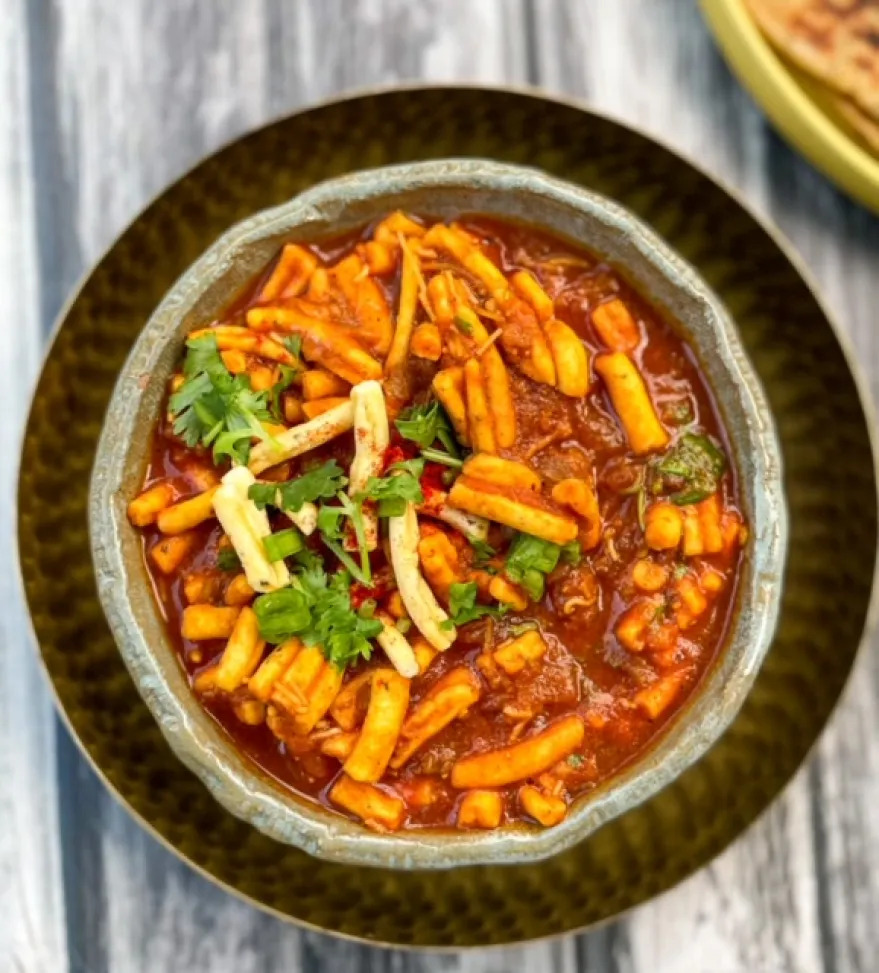 Savoring Tradition: How Kathiyawadi Pride Sev Tamatar Elevates Culinary Experiences