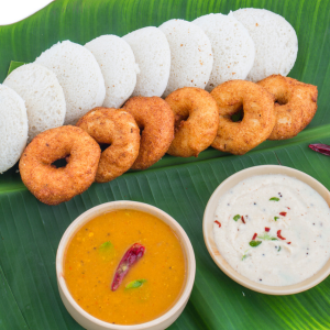 The Perfect Solution to Your Morning Chaos: Idli Wada Combo