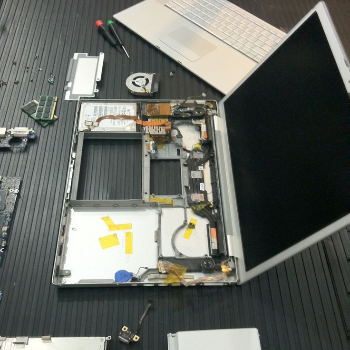 How Laptop Keyboard Replacements Turned Riya's Frustration into Relief