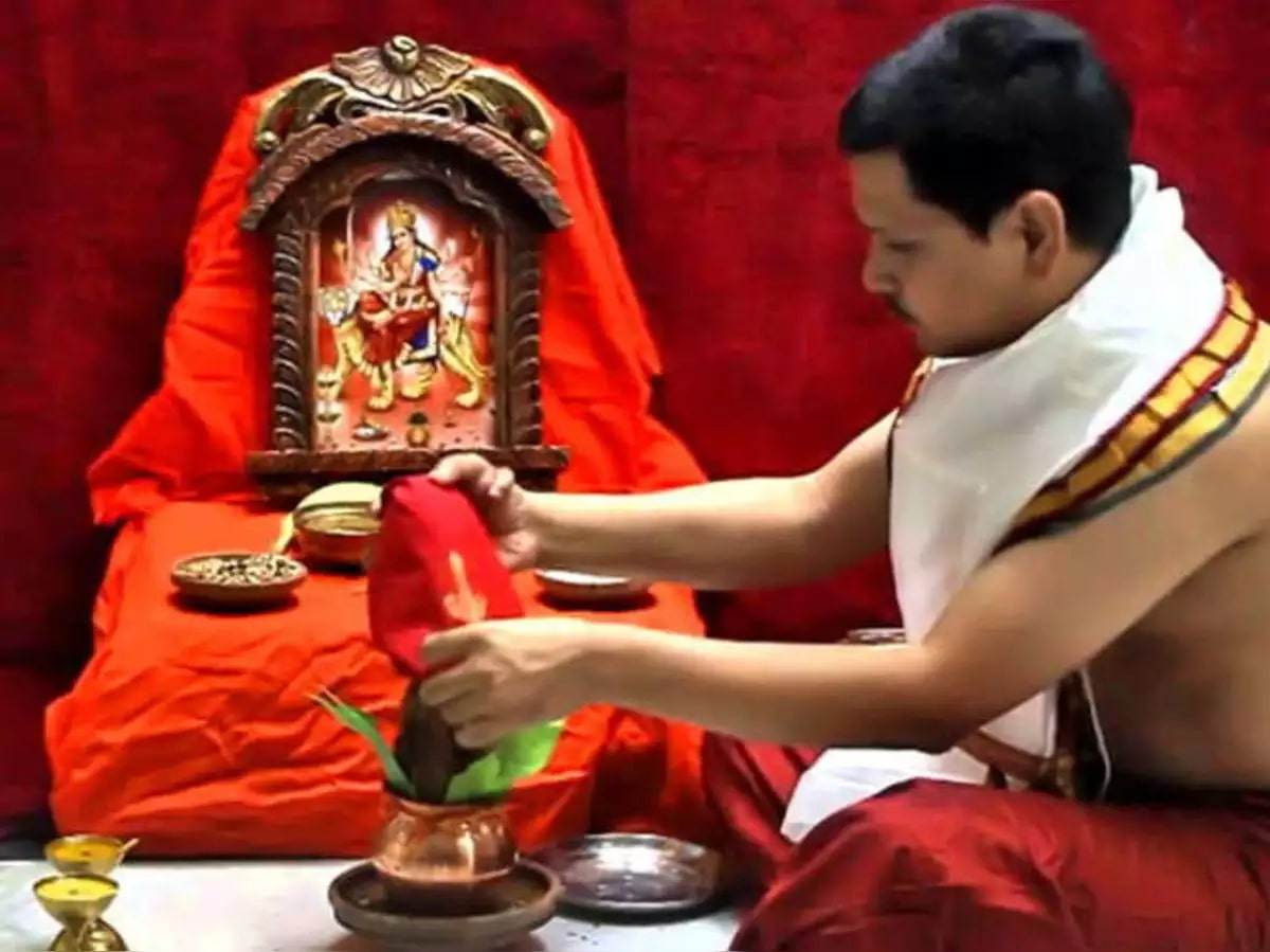 Embracing Peace and Prosperity: The Transformative Power of Durga Saptashati Paath