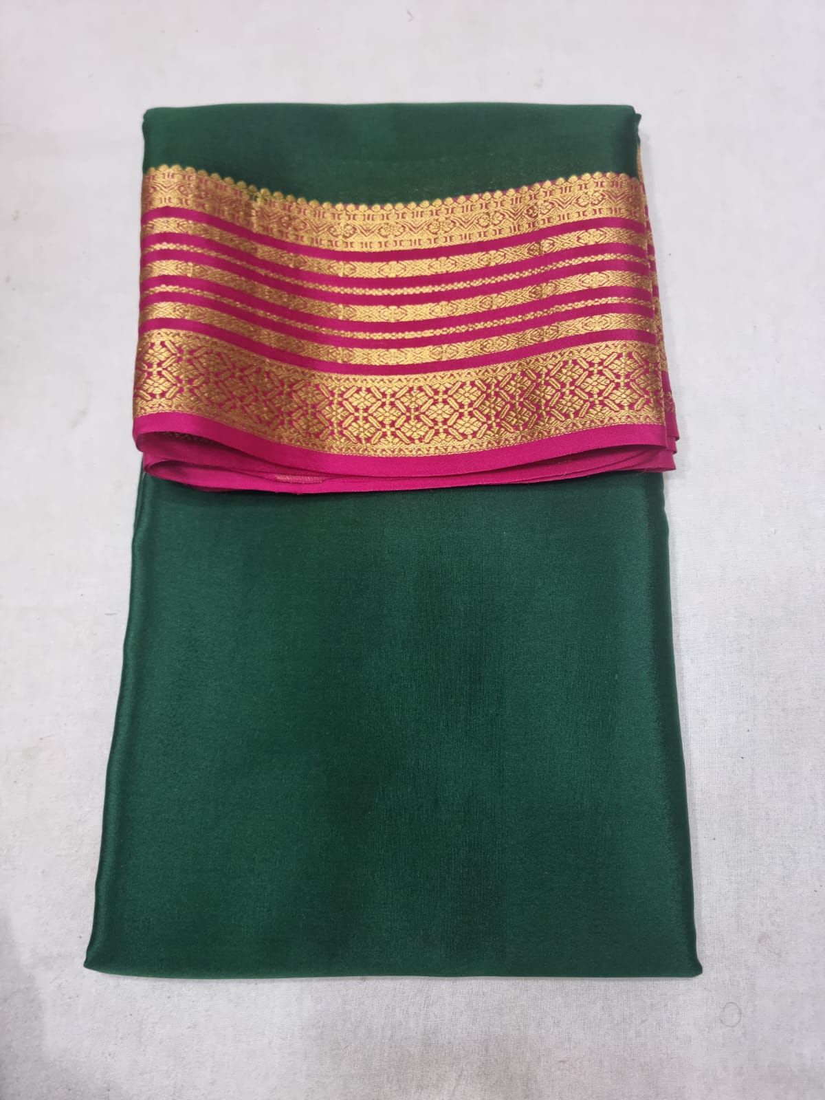 The Elegance of Chanderi Silk Sarees: Embracing Heritage with Every Drape