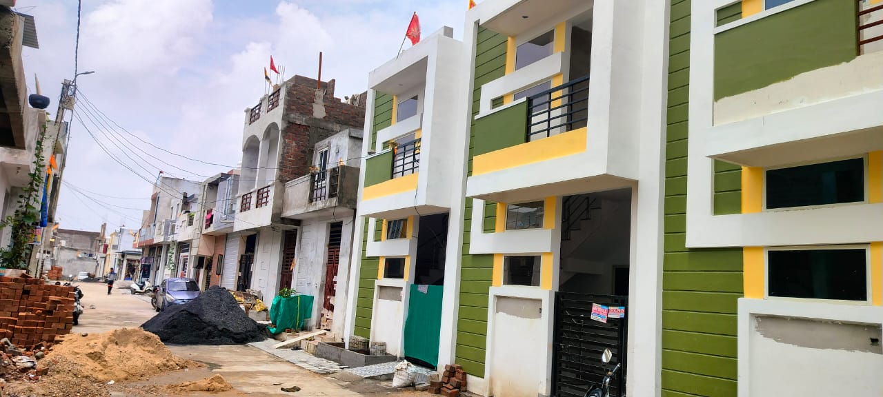 The Perfect Row House: Solving the Space Dilemma for Growing Families