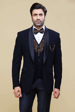 Transform Your Wardrobe: The Magic of the 5-Piece Suit