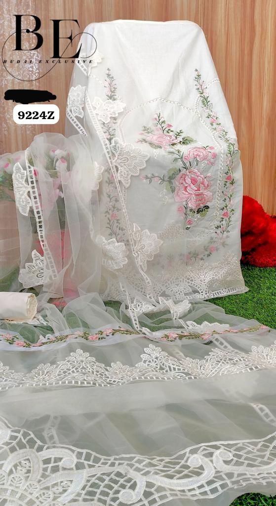 Discover the Magic of Pakistani Fashion with the Super Hit Collection