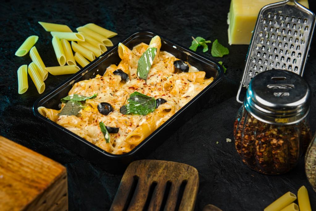 Dive into Deliciousness: Discover the Magic of Chef's Special Cheesy Pasta