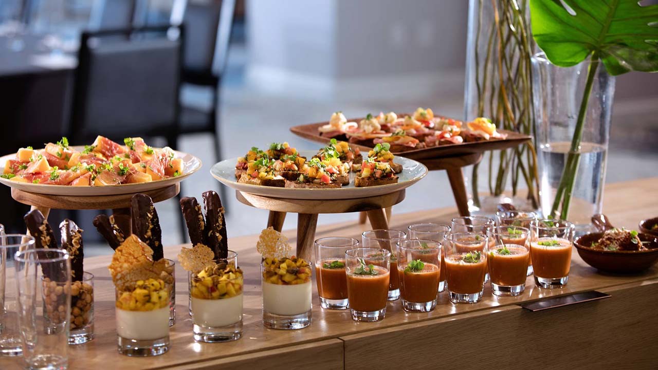 Transforming Corporate Gatherings: How VIP Catering Services Elevates Business Events