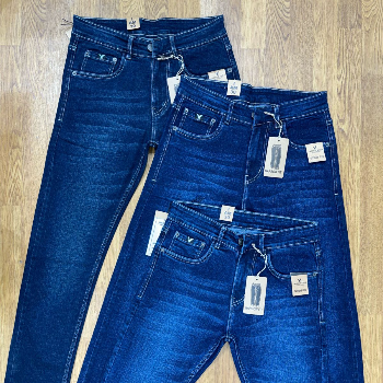 Embrace Your Style with Confidence: A Journey with Stylish Jeans