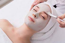 Unveiling Radiance: How Facials Transformed Meera's Confidence | Pihu lodhi