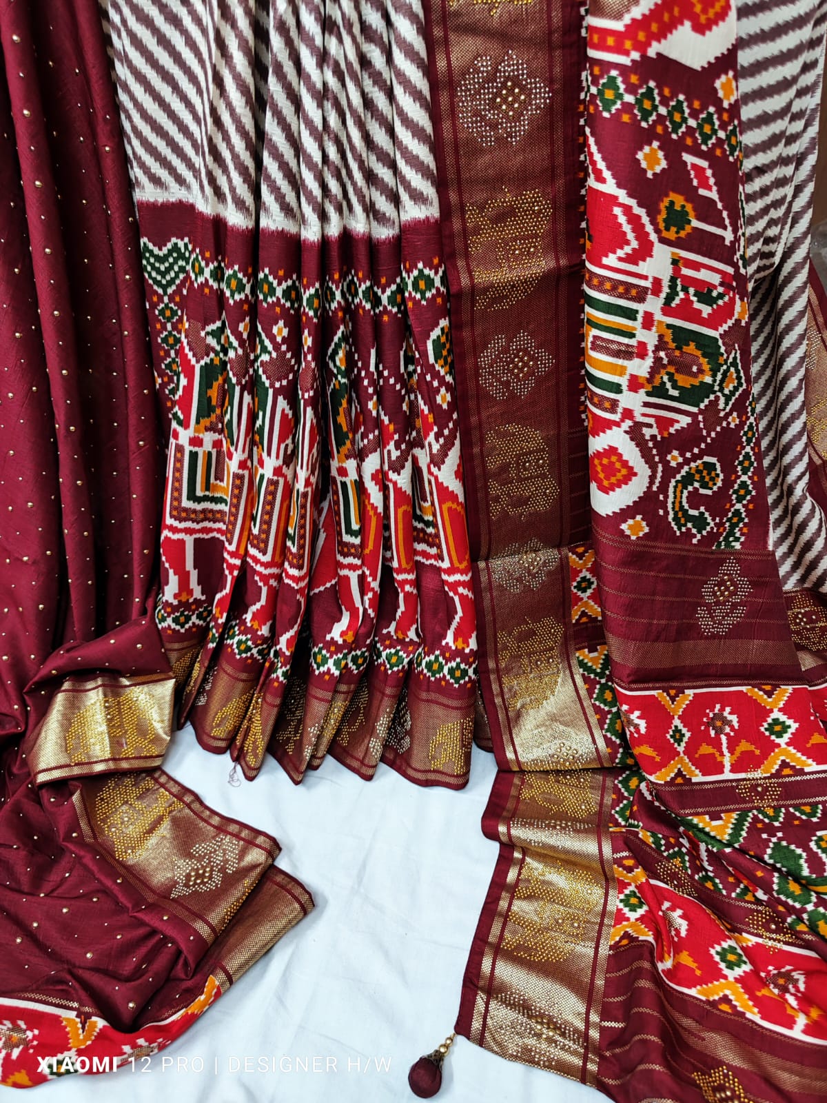 The Art of Elegance: How Ponchampally Silk Transforms Lives and Wardrobes