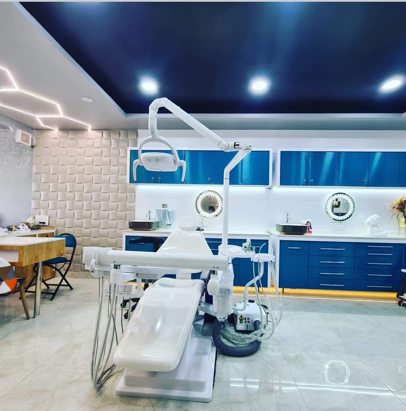 Transforming Smiles: How Sapphire Dental Solves Oral Maxillo Challenges