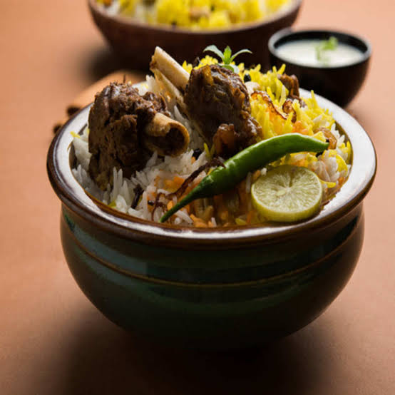 Unveiling the Delight: How Mutton Dum Biryani Became Raj’s Weekend Tradition