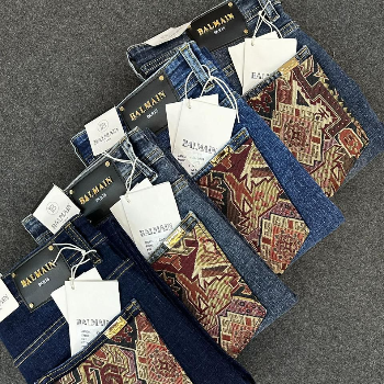 Rediscover Confidence with Indigo Essence Jeans