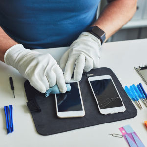 Bringing Your Device Back to Life: Fast & Reliable Screen Repair in Indore