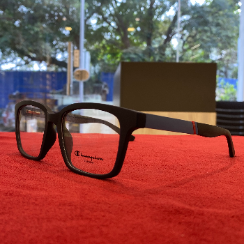 Visionary Style: How Black Frames Transform Confidence and Clarity Dream Opticals Hingne Budrukh, Karve Nagar, Pune, Maharashtra 411052, India