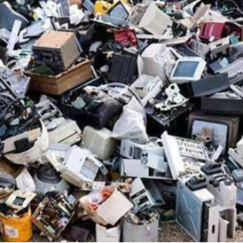 Transforming Waste into Wealth: The Journey of Smart Kabadi's Innovative E-Waste Solutions | SMART KABADI COM