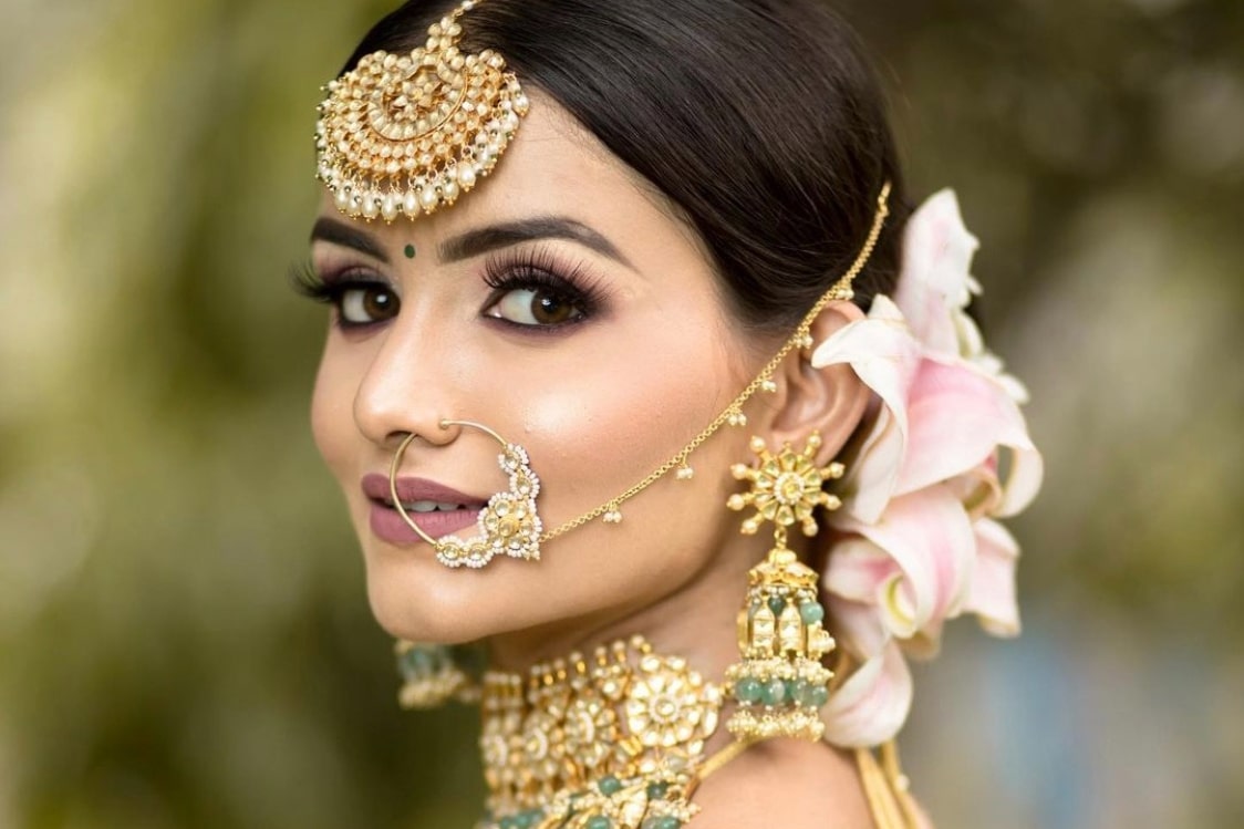 Transform Your Wedding Day: The Perfect Bridal Makeup Solution