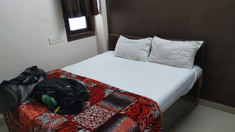 Rekha's Journey to Finding the Perfect Stay at Hotel Silver Peace