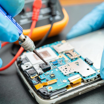 Empowering Tech-Savvy Indians: How Software Troubleshooting Transforms Mobile Experiences