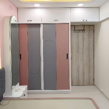 Transform Your Space: How Custom Wardrobe Designs Solve Everyday Chaos