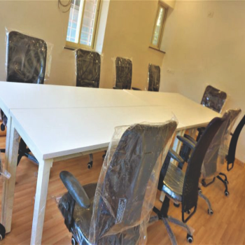 Transforming Meetings: How a Compact Conference Room Solves Big Business Challenges