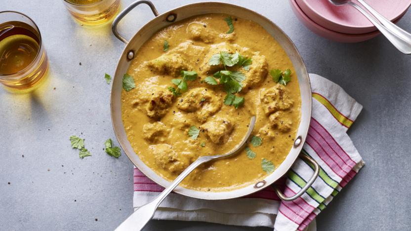 Savory Solutions: How Chicken Korma Brings Harmony to Busy Indian Families
