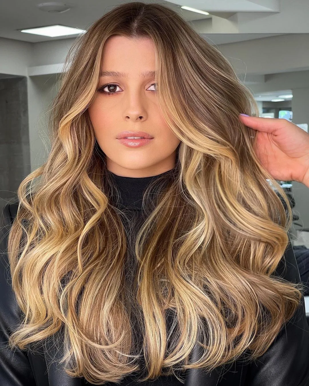 Transform Your Look and Confidence with Esvee Hair Studio’s Color Me Service