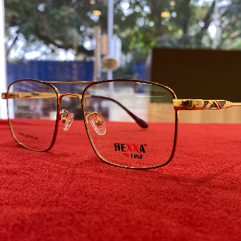 Finding Clarity: How Raghav's New Glasses Changed His World Dream Opticals Hingne Budrukh, Karve Nagar, Pune, Maharashtra 411052, India