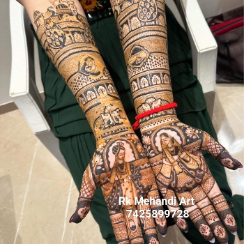 The Magical Henna Touch: Transforming Your Special Moments