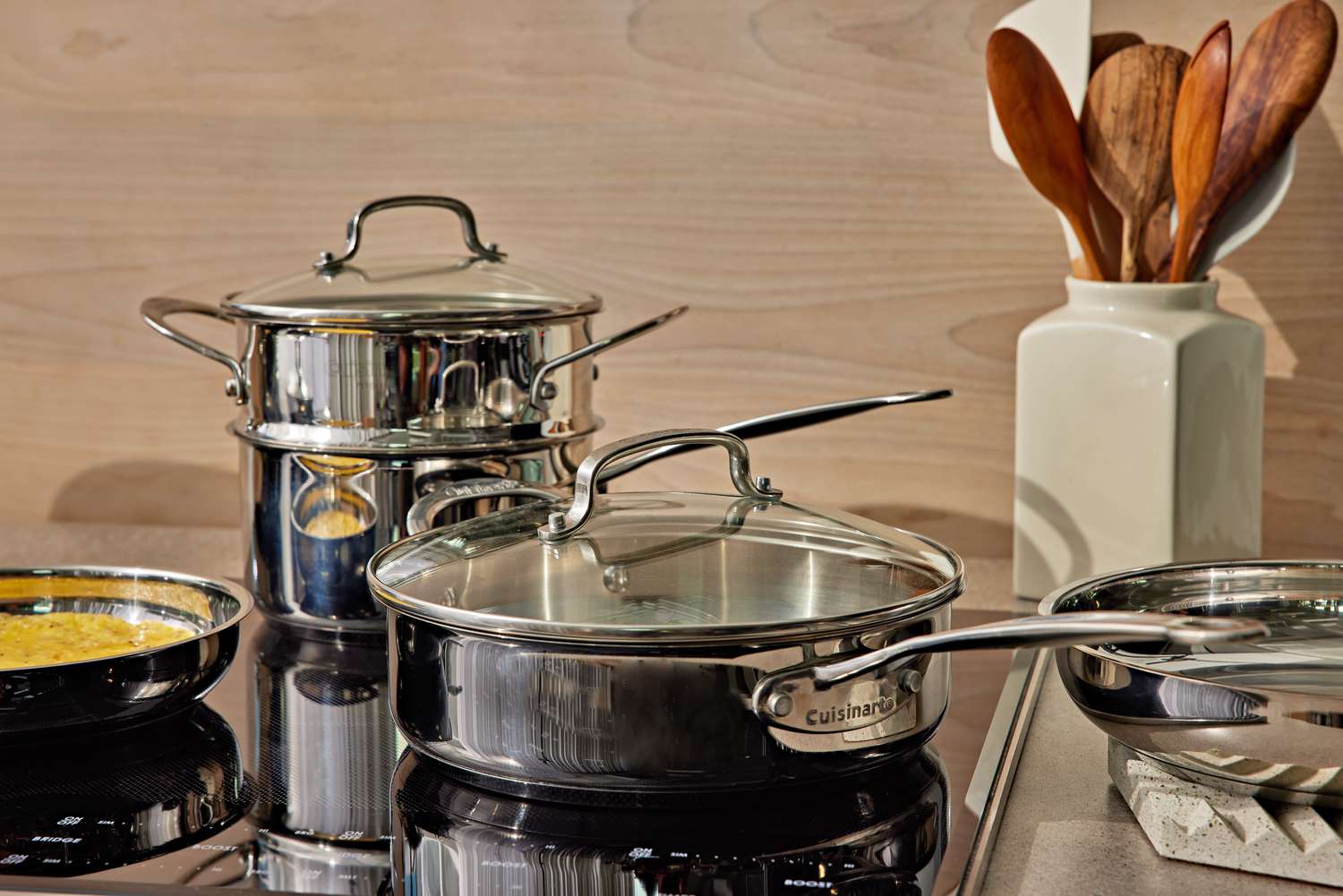 Transforming Kitchens: How Non-Stick Pots and Pans Revolutionize Cooking for Busy Indian Families