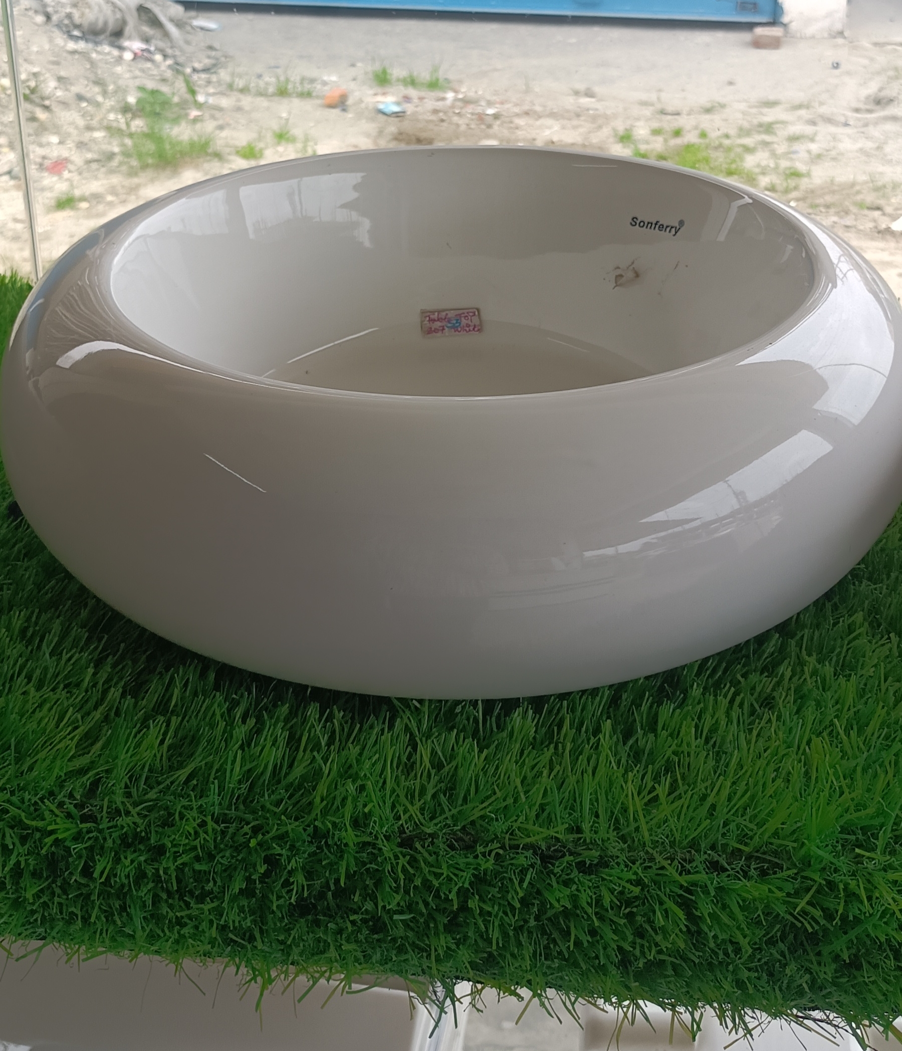 Transform Your Space: How the Table Top Dove 209 Basin Solves Your Interior Woes