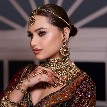 What is Kundan Jewellery? A Beginner’s Guide to This Royal Art | SEQUEL IMPEX PRIVATE LIMITED