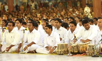 Harmony in Devotion: How Bhajan Singing Transforms Lives
