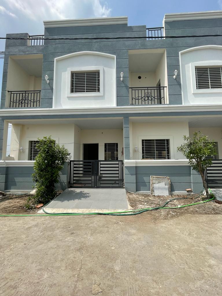 Finding Your Dream Home: How a Duplex in Secure Compus Colony Transformed Ravi’s Life