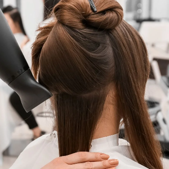 Transform Your Tresses: The Ultimate Solution for Frizzy Hair with Nanoplastia