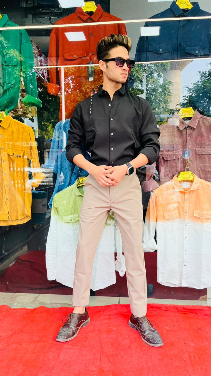 Transform Your Weekend Vibes: Meet Riya, the Fashion-Forward Millennial