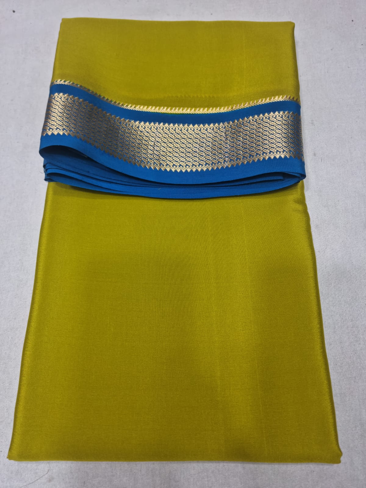 Embracing Elegance: How Banarasi Silk Sarees Transform Lives | Annapurna silk and sarees