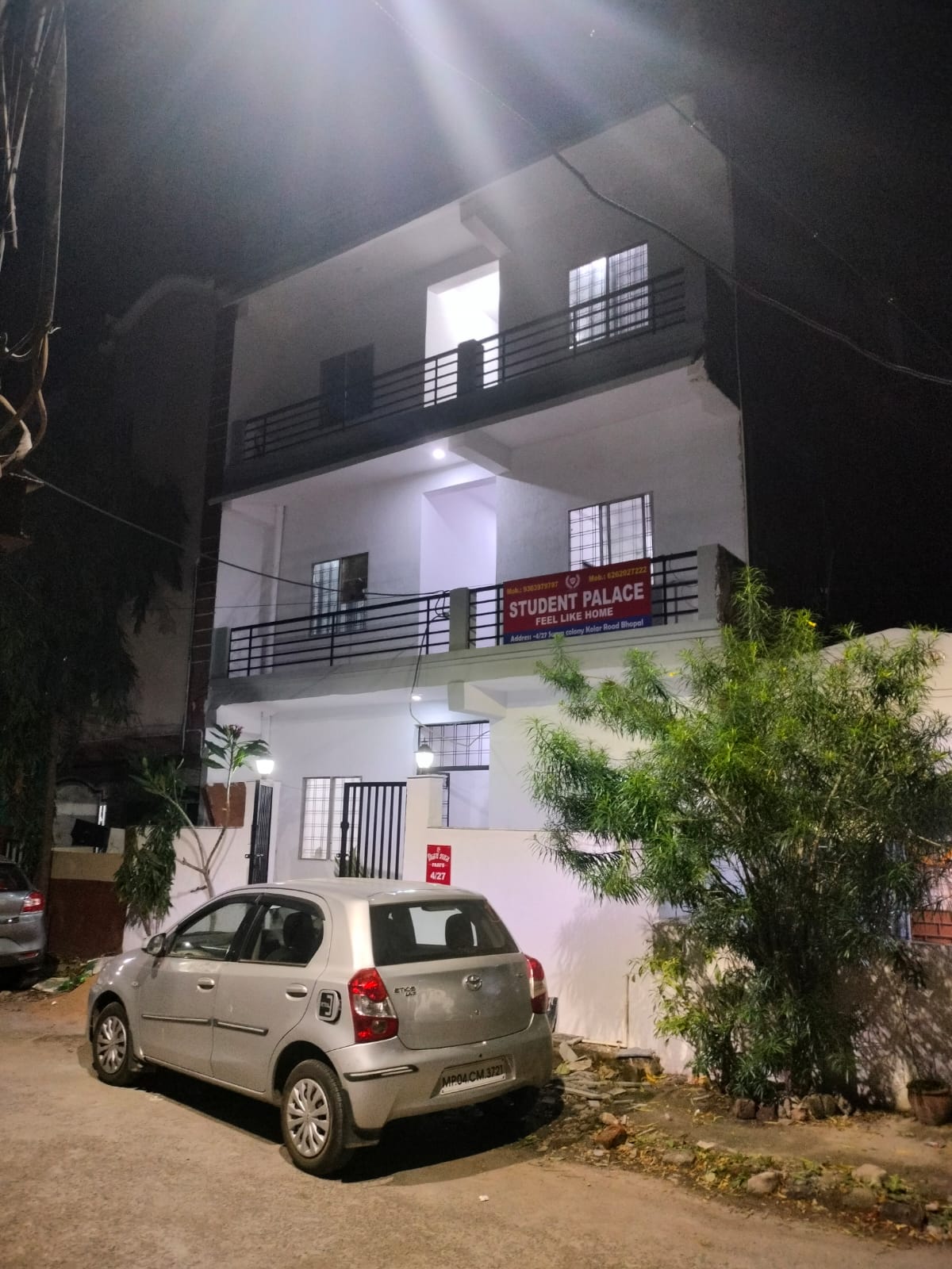 Finding a Home Away from Home: The Perfect Stay in Surya Colony, Bhopal