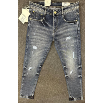 From Desk to Dusk: How Denim Rugged Jeans Became Rahul's Everyday Essential