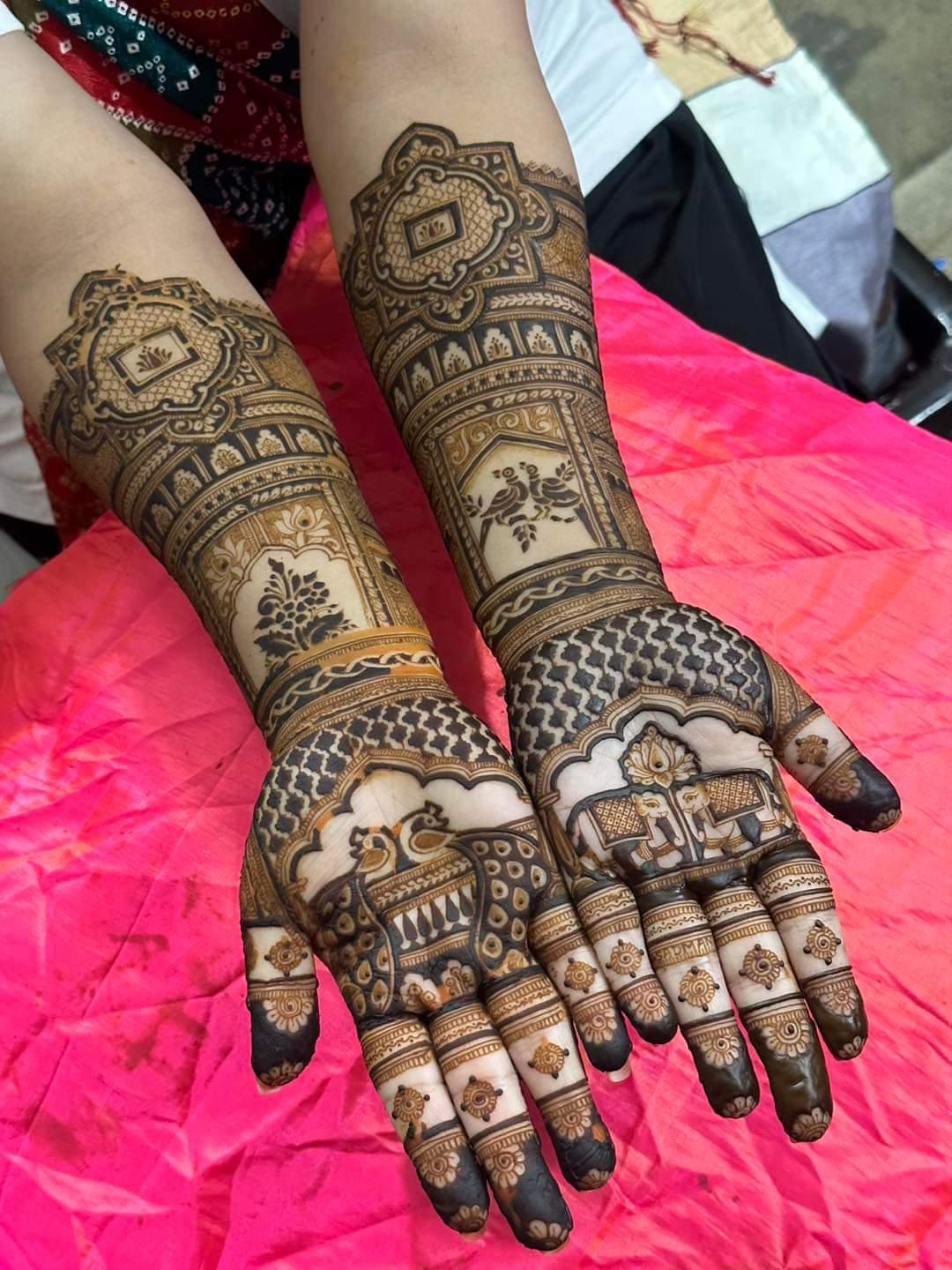Transform Your Special Day with Exquisite Bridal Mehandi Designs