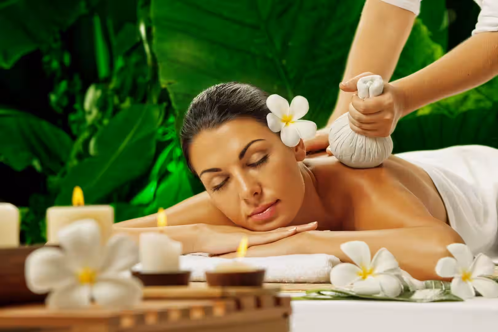 Rejuvenate Your Body and Soul: The Transformative Power of Body Polishing and Massage