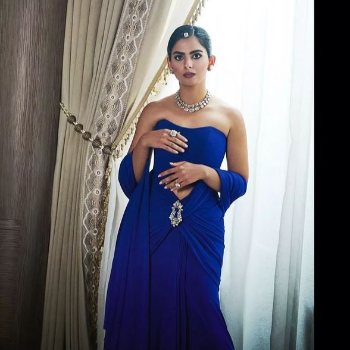 Embracing Elegance: How Simran Found Her Perfect Style Solution | Trendy Threads
