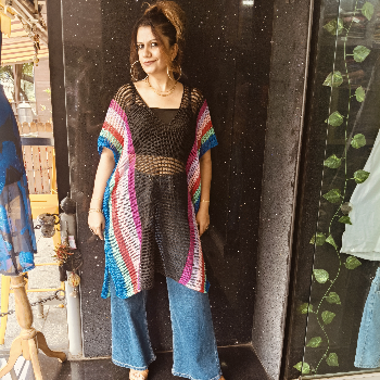 Embracing Comfort and Style: How Knit Ponchos Transform Your Wardrobe