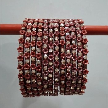 Oxidised, kundan or stone churi: choosing artificial jewellery for every occasion | Radhe lifestyle
