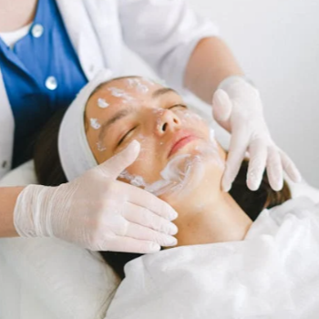 Best Facial Salon in Pimple Saudagar