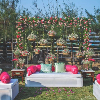 Budget-Friendly Decorations for a Stunning Event Look with Imtiyaz Ansari and Group in Bhopal Imtiyaz Ansari And Group Shop No. 121 Mangalwara Road, Near Das Hardware, Mangalwara Road, Bhopal - 462001 (Bharat Talkies)