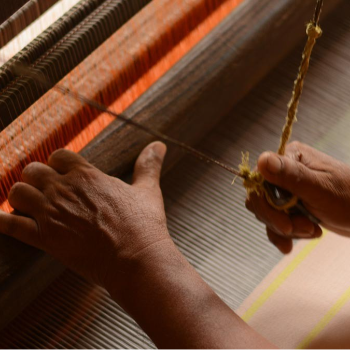 The Magic of Maheshwar Handloom: Unique Dupattas and Dress Materials