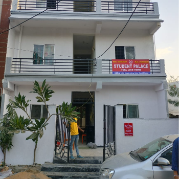 Experience Comfort & Convenience at Student Palace - Premier Boys' Hostel in Bhopal