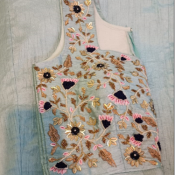 Discover Fashion Perfection at Aura Boutique: Blend of Styles and Expert Service